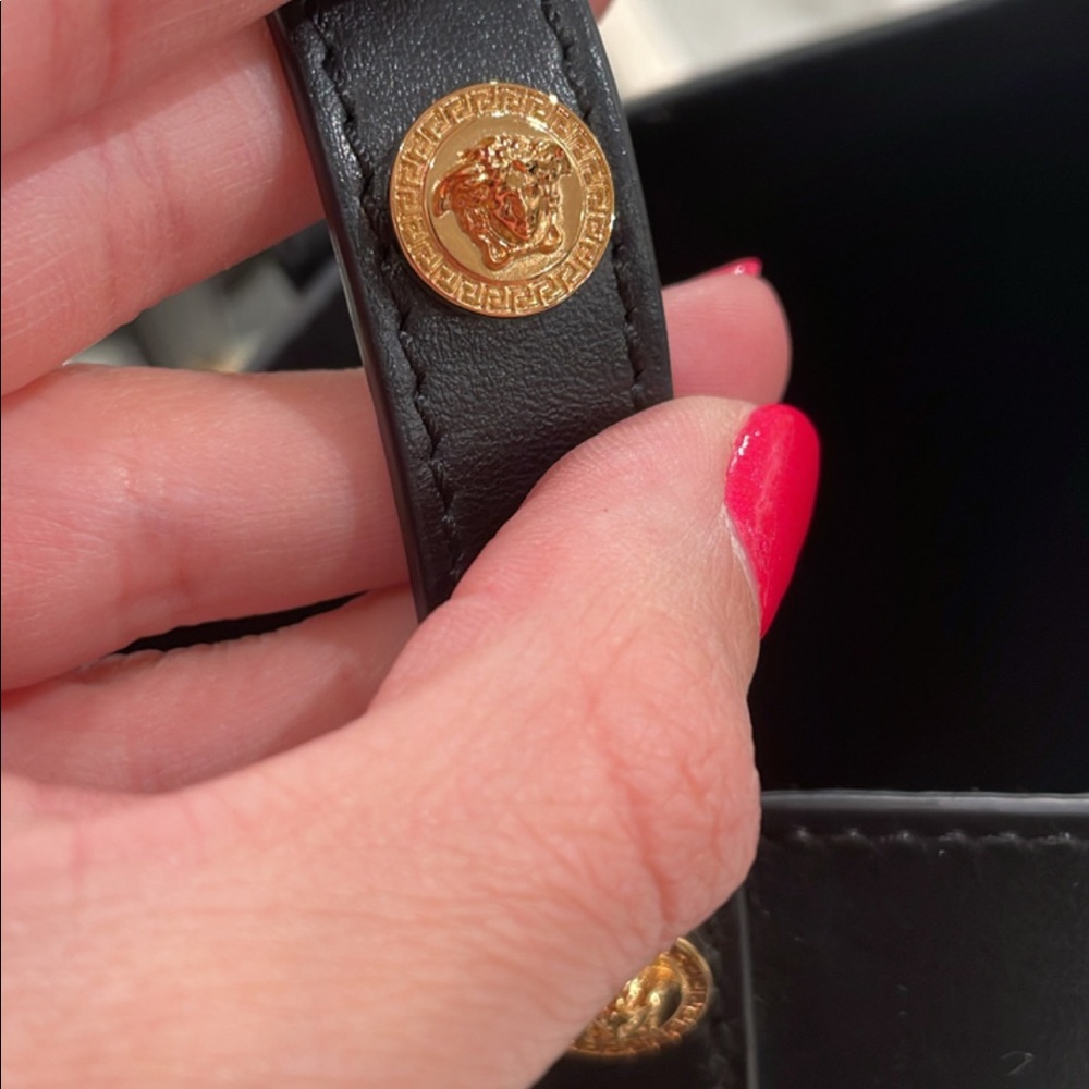 Authentic versace tote bag - Picture 9 of 13